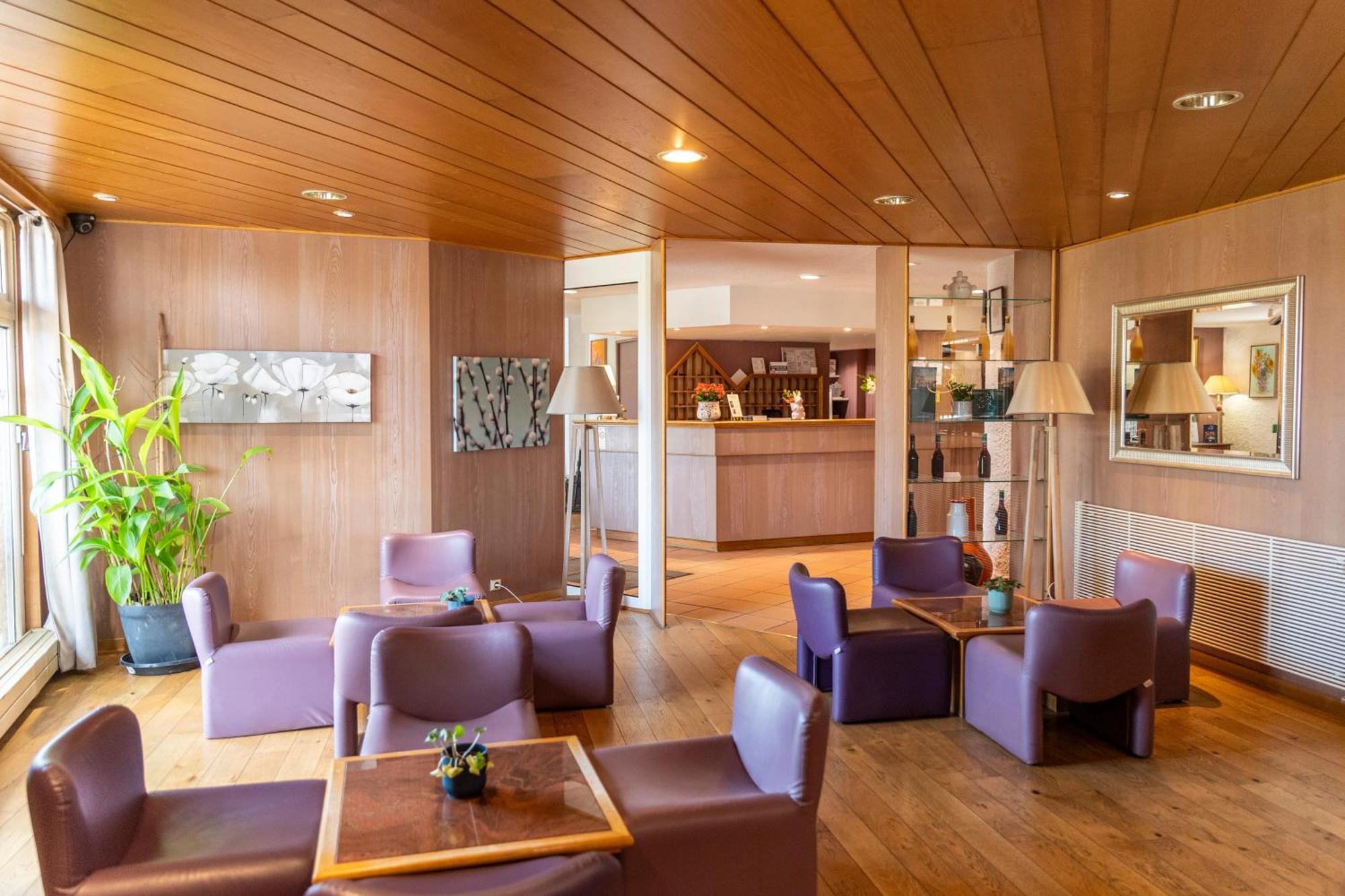 Le Relais Fleuri, Hotel Et Restaurant Logis - Avallon Sauvigny-le-Bois Zewnętrze zdjęcie