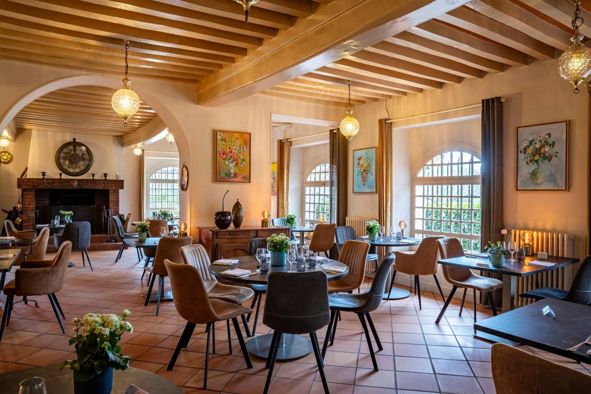 Le Relais Fleuri, Hotel Et Restaurant Logis - Avallon Sauvigny-le-Bois Zewnętrze zdjęcie